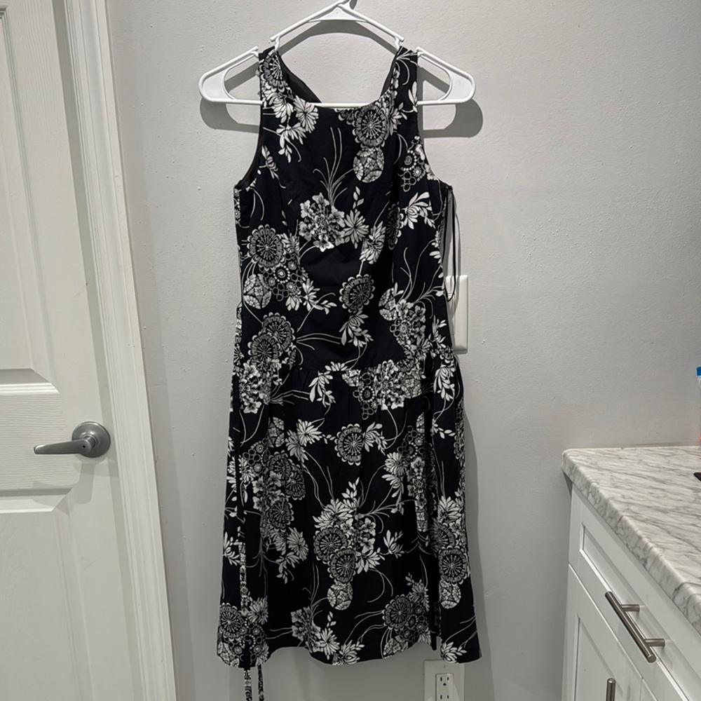Evan Picone Black and White Halter Midi Dress